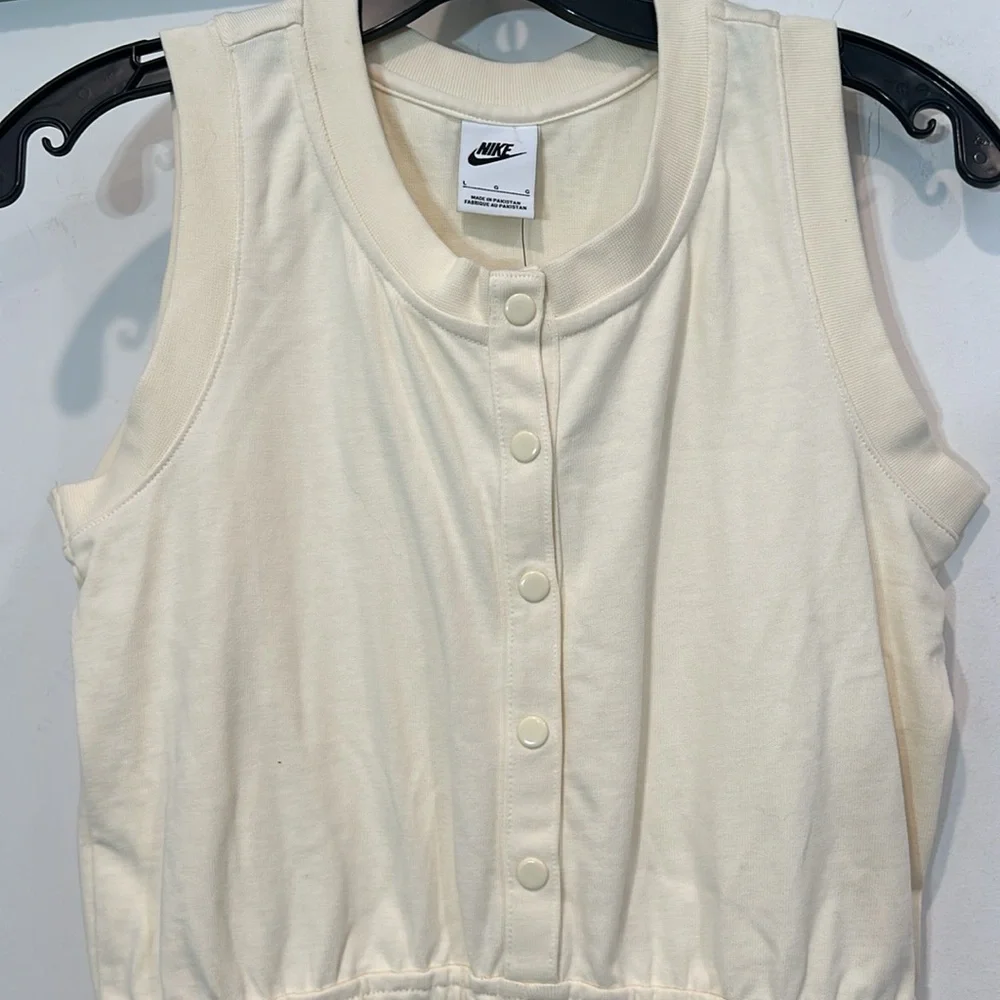 Nike egg cream kids size large romper sleeveless snap from New with tags